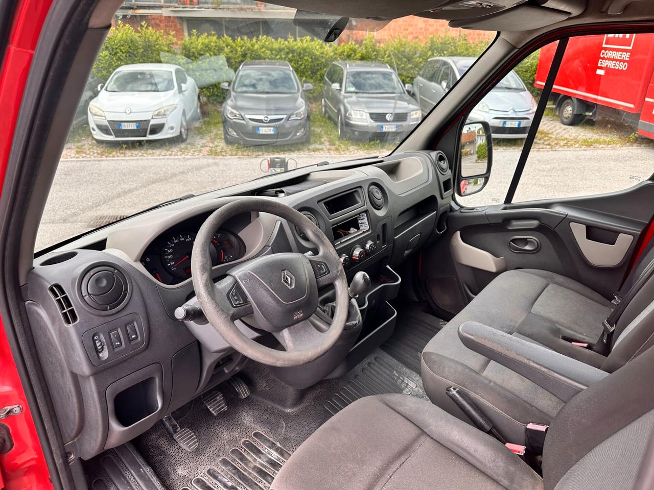 RENAULT MASTER