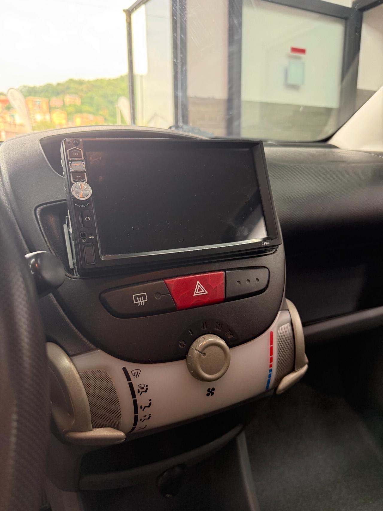 Peugeot 107 1.0 68CV 3p. Desir