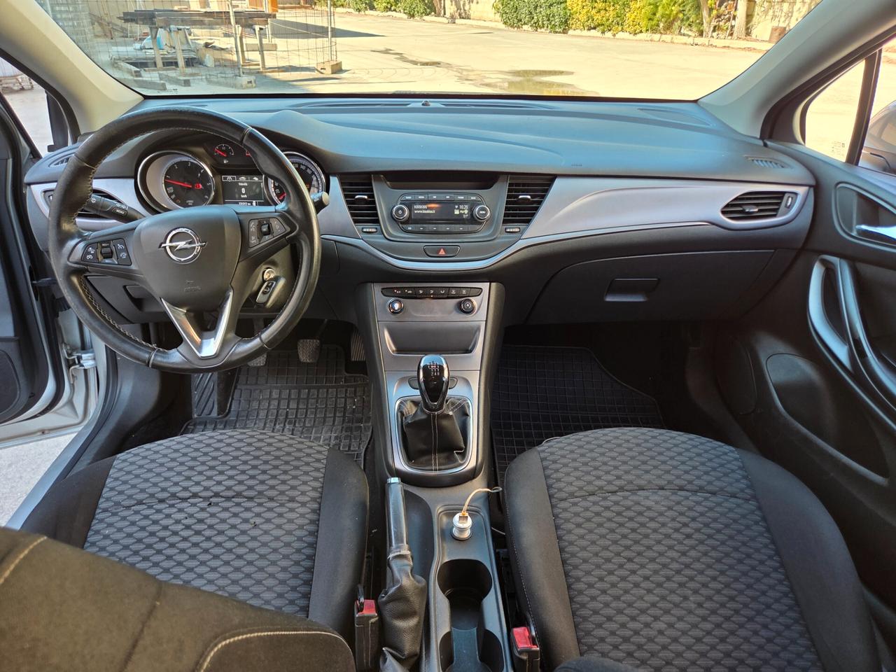 Opel Astra 1.6 CDTi 110CV Sports Tourer Innovation