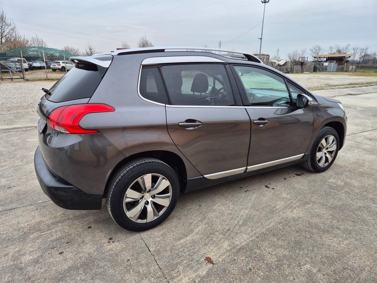 Peugeot 2008 PureTech 82 Allure