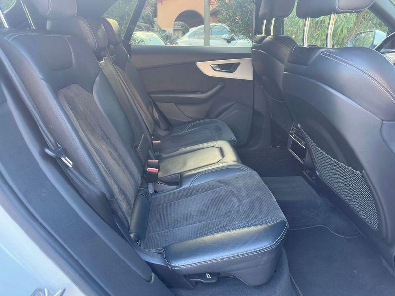 Audi Q8 50 TDI 286 CV quattro tiptronic Sport