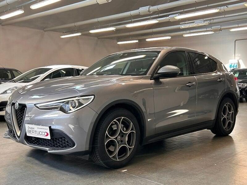 Alfa Romeo Stelvio 2.2 Turbodiesel 160 CV AT8 RWD Sport-Tech