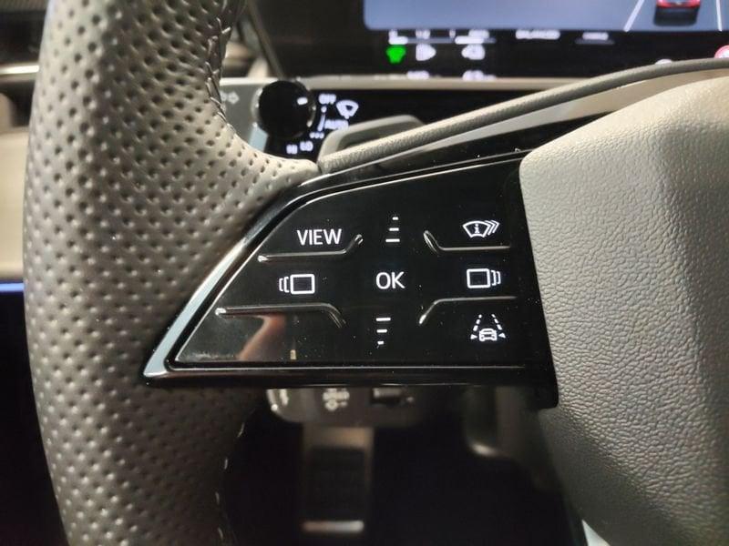 Audi Q3 Q3 1.5 e-hybrid Business 272cv s-tronic