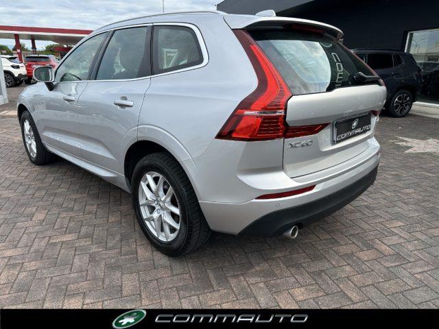 VOLVO XC60 B4 (d) AWD Geartronic Momentum Pro