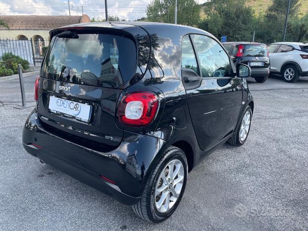 Smart fortwo coupe 1.0 Youngster 71cv twinamic
