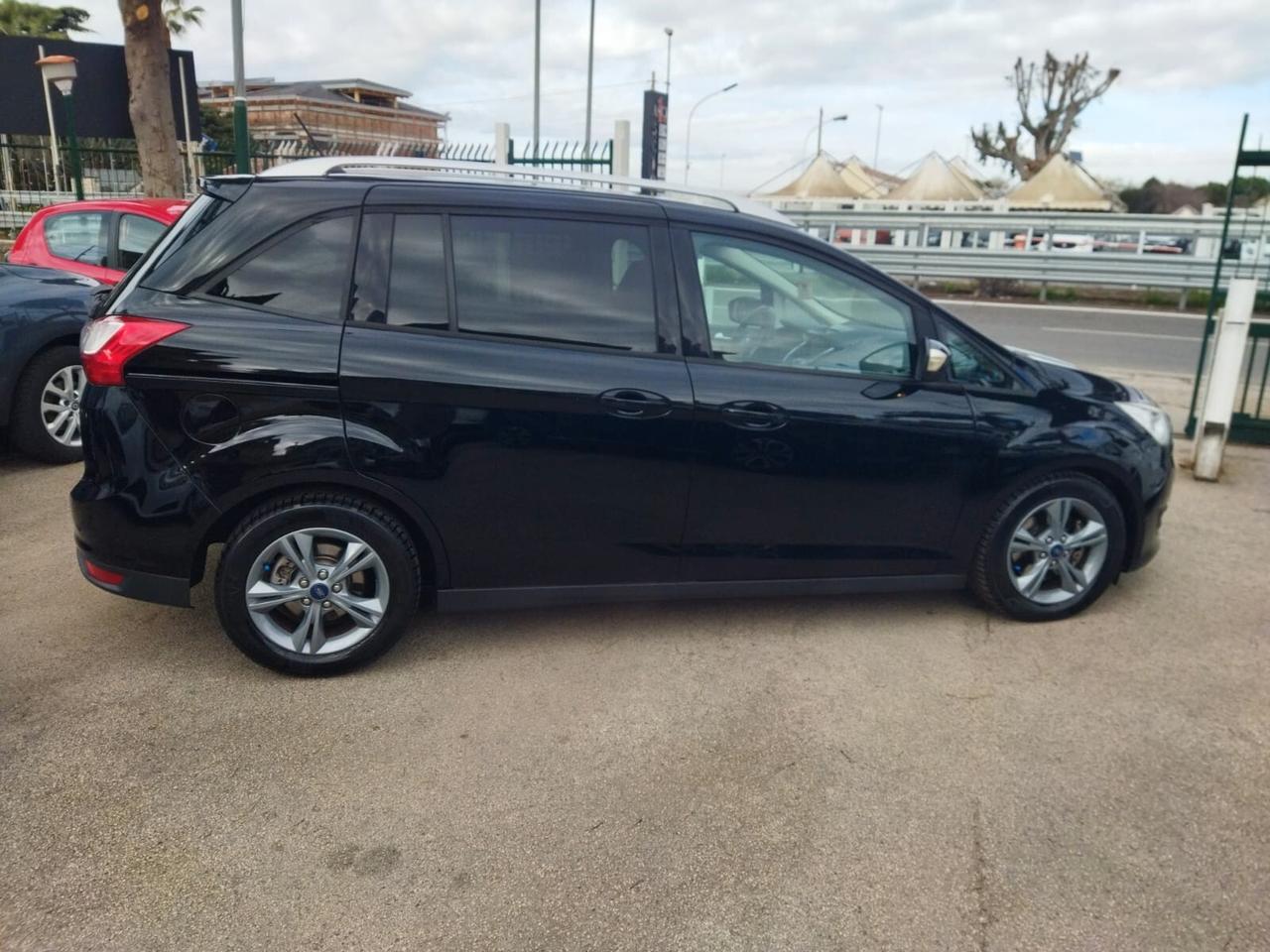 Ford C-Max 7 posti 1.5 TDCi Titanium 2017