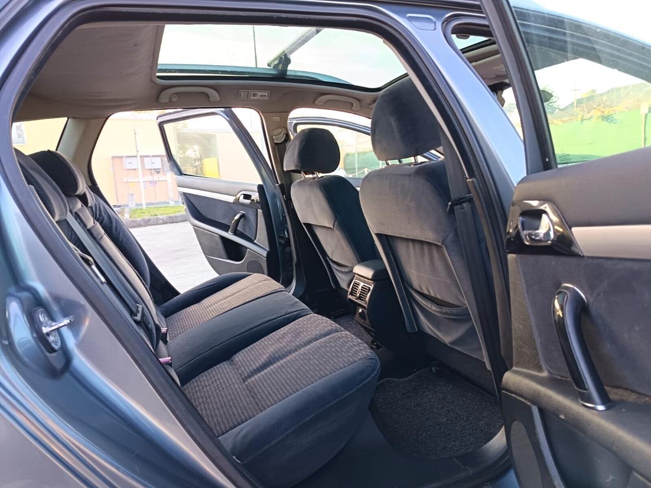 Peugeot 407 1.6 HDi SW Ciel Tecno TETTO NAVI TEL CRUIS SENSORI NEOPATENTATI