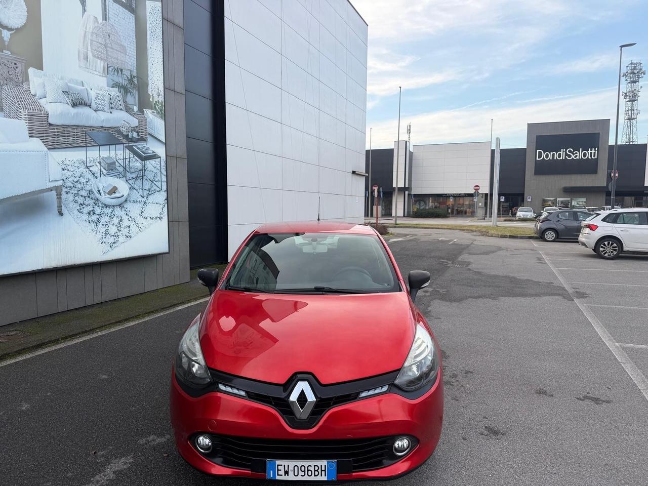 Renault Clio 1.2 75CV 5 porte Costume National