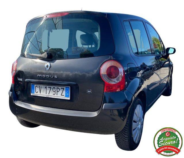 RENAULT Modus 1.2 16V Confort Dynamique