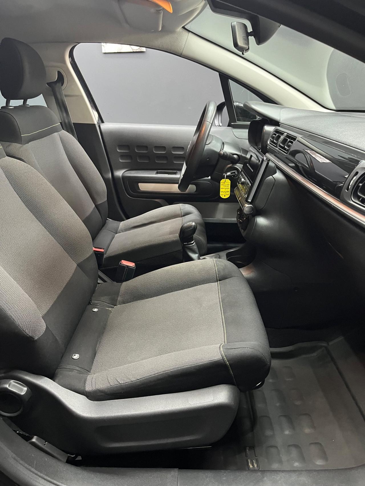Citroën C3 1.2 PureTech GPL 82 CV (2017) – Nera, Ottime Condizioni!