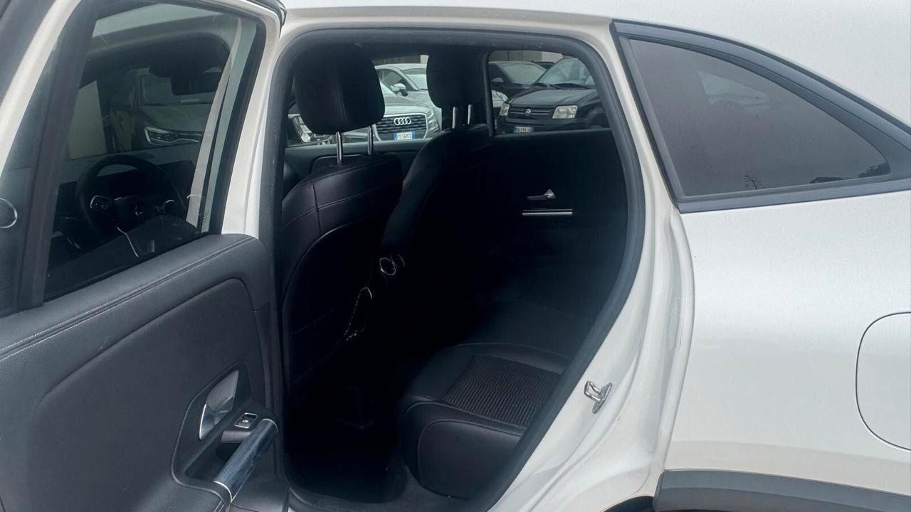 Mercedes-benz GLA 200 d Automatic Sport Plus
