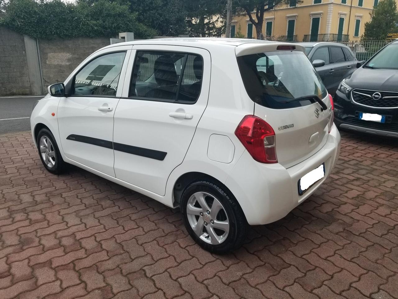 Suzuki Celerio 1.0 Style AUTOMATICA