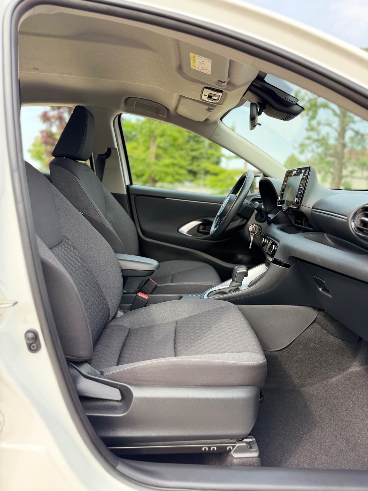 Toyota Yaris 1.5 Hybrid 5 porte Active
