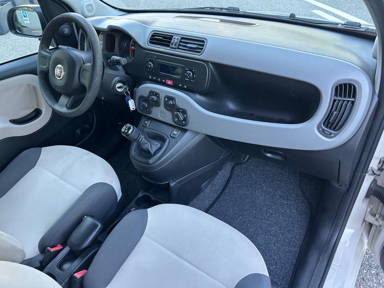 Fiat Panda 1.2 Lounge*Neo patentati *