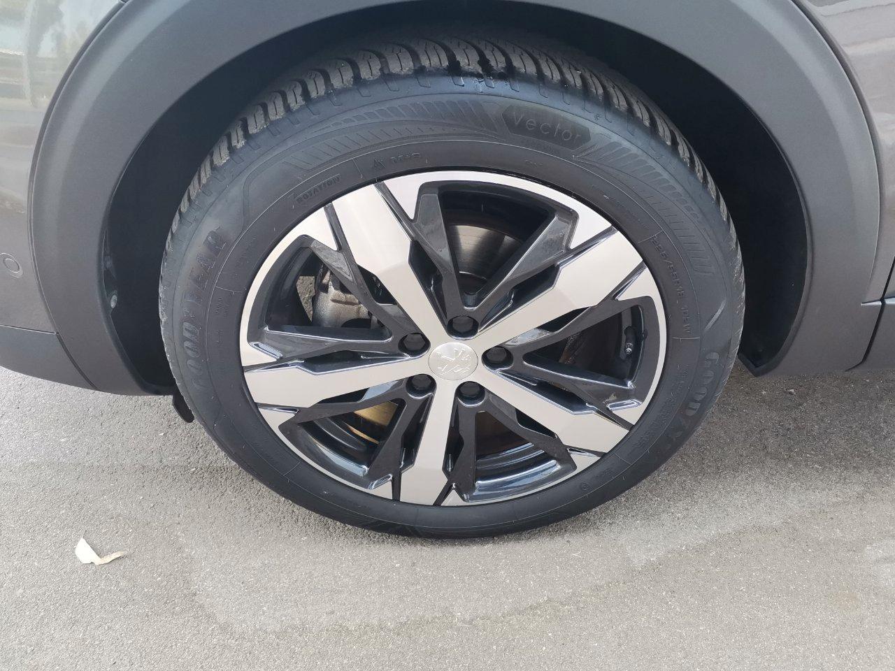 Peugeot 3008 3008 1.5 bluehdi Active Pack s&s 130cv eat8