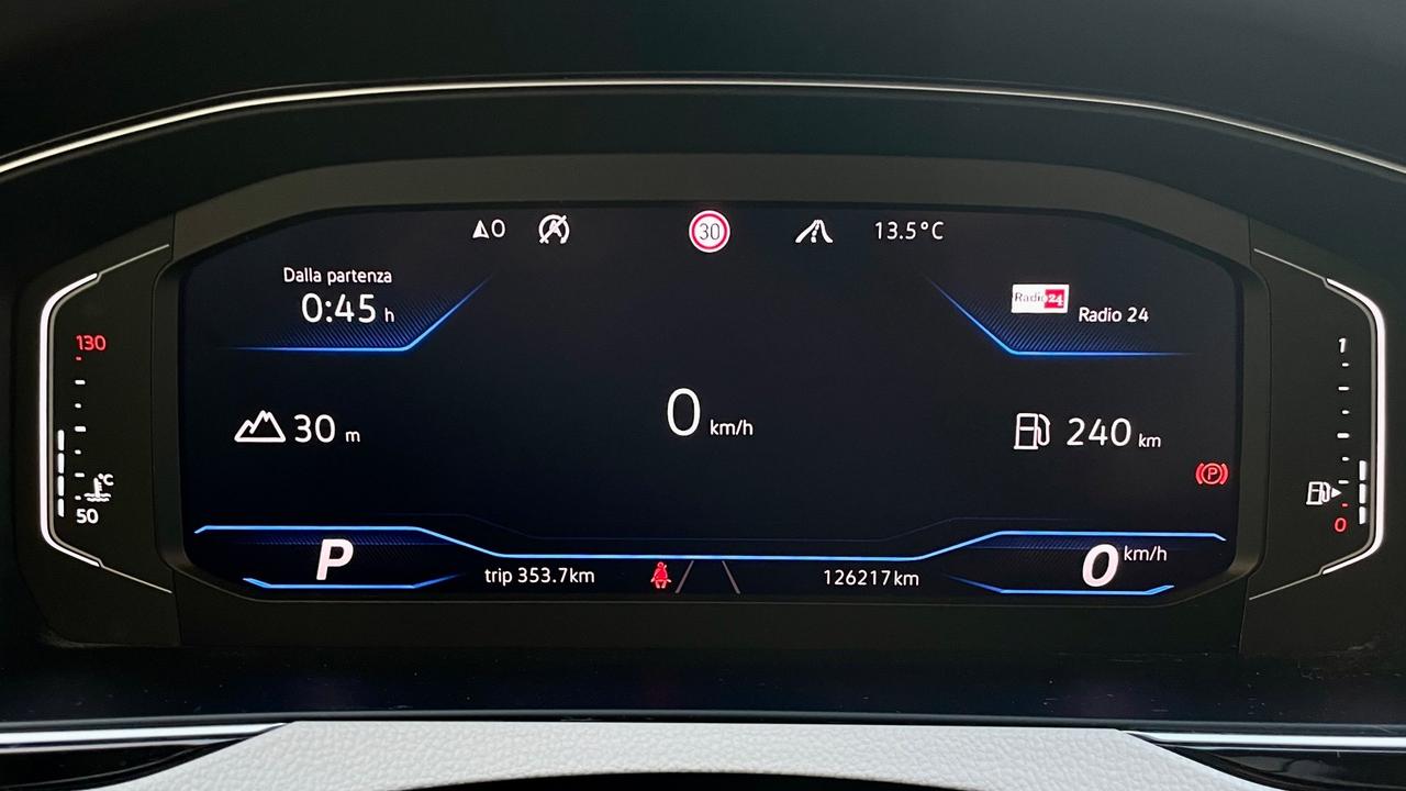 VOLKSWAGEN PASSAT 2.0 ALLTRACK 4MOTION BiTDI DSG 240CV - FULL LED, VIRTUAL COCKPIT, TETTO, PELLE