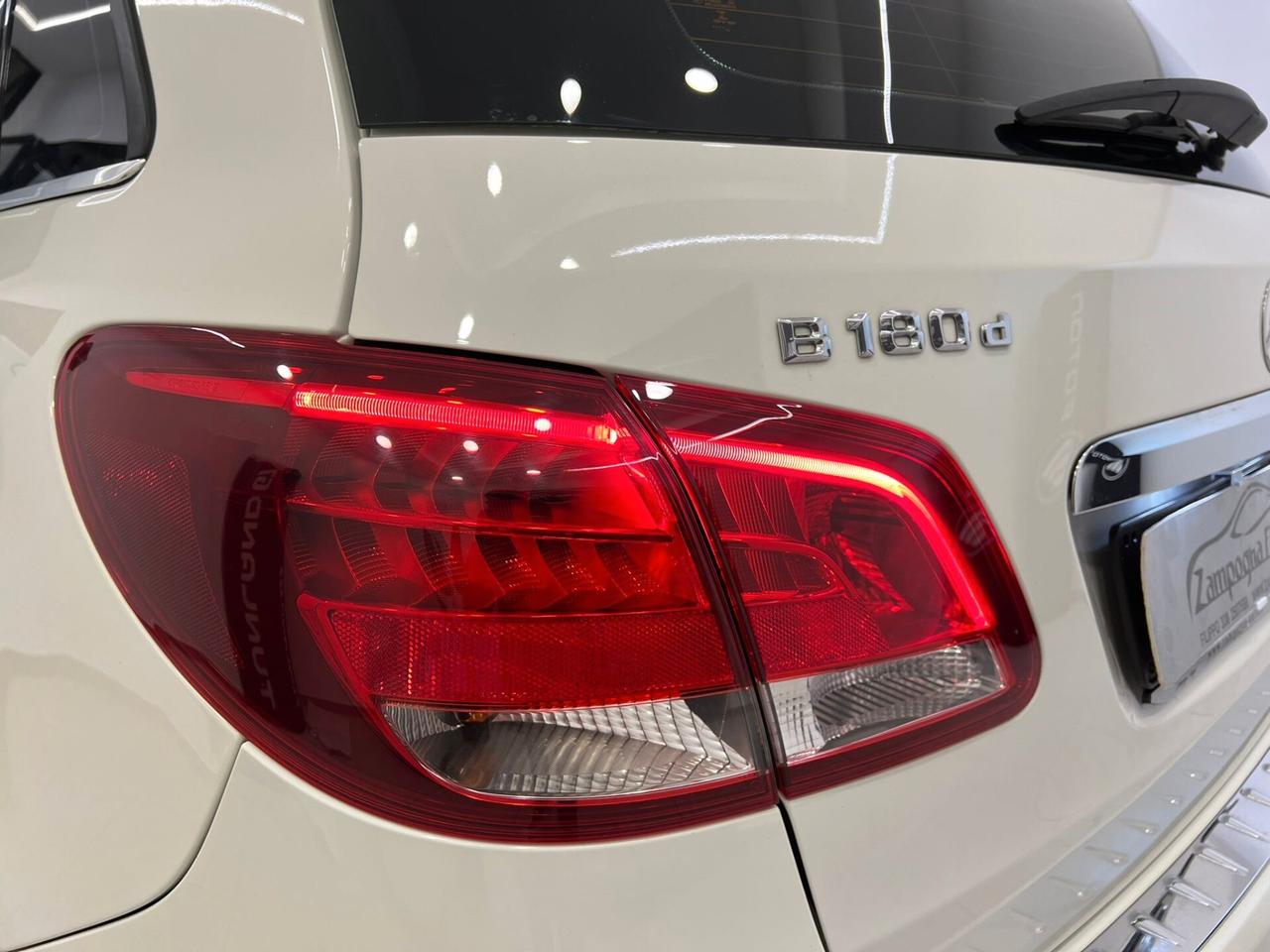 Mercedes B 180 d Automatic 110CV Sport 2017