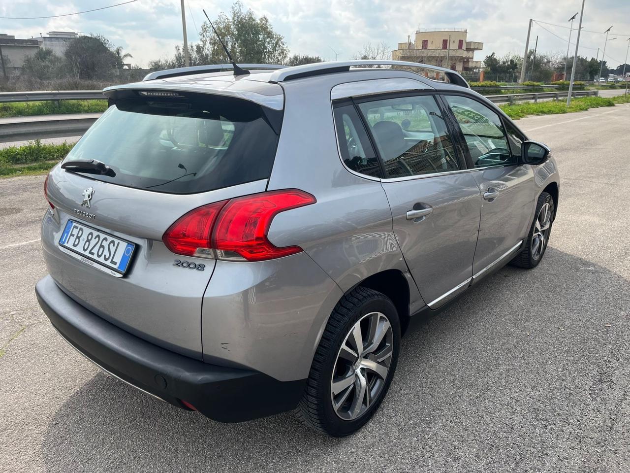 Peugeot 2008 N1 BlueHDi 100 Allure 2015