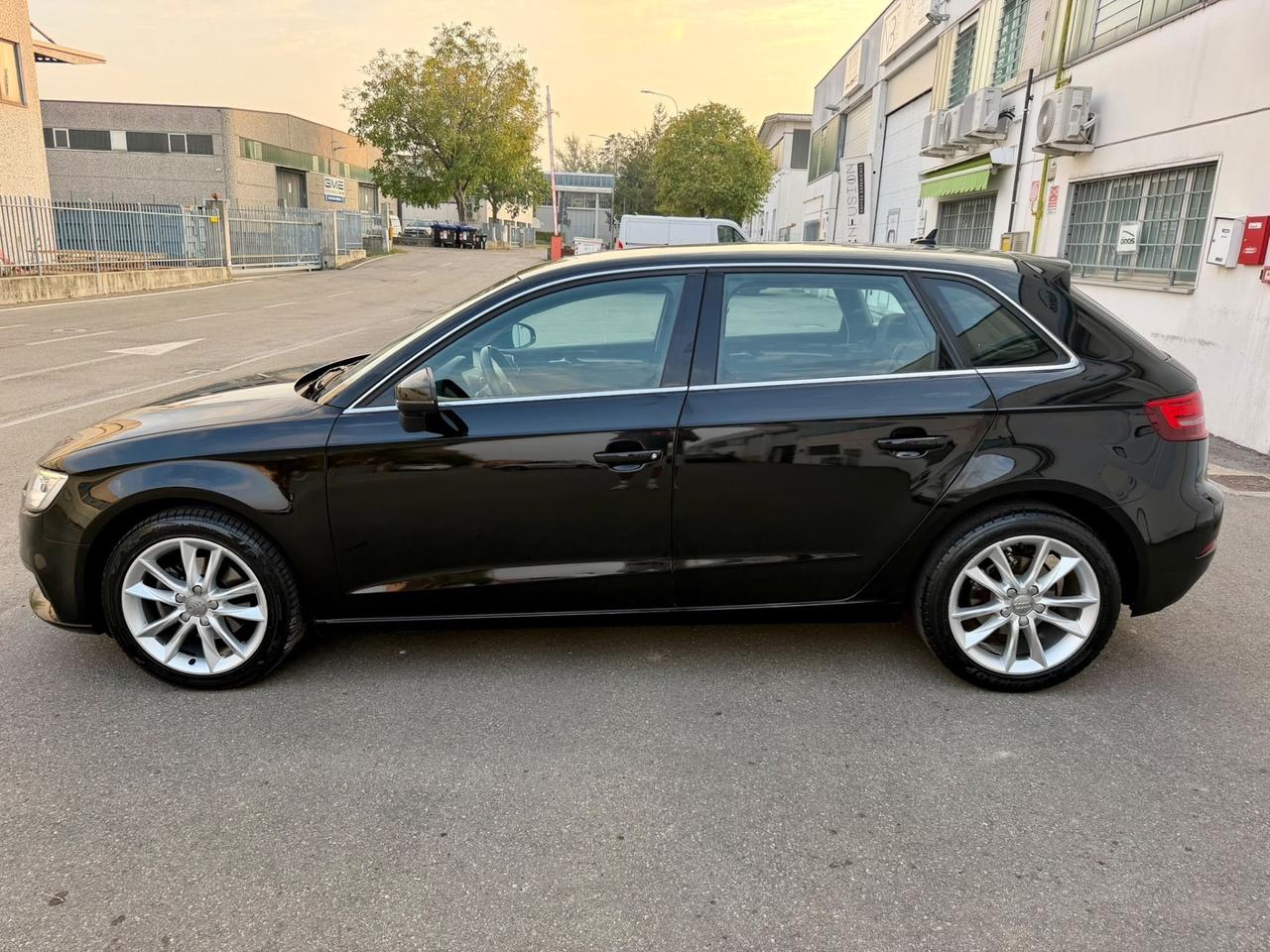 Audi A3 1.6tdi 2016 90.000km euro6 per neopatentati
