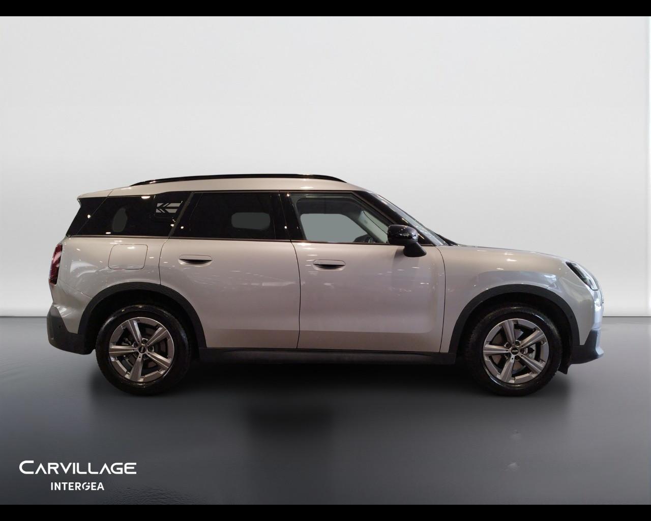 MINI Mini Countryman 2.0 48V D Classic auto