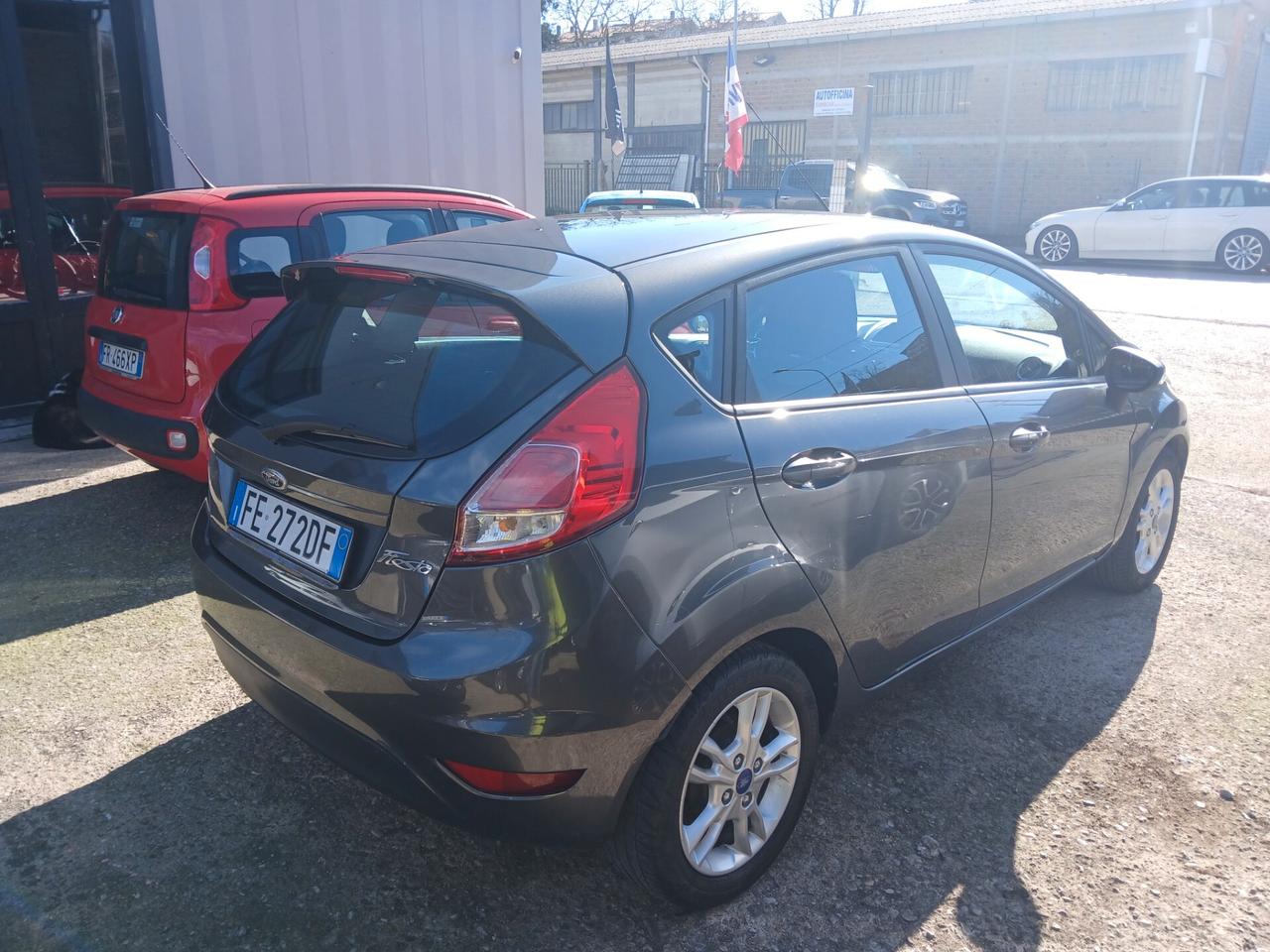 Ford Fiesta 1.5 TDCi 75CV 5 porte Business