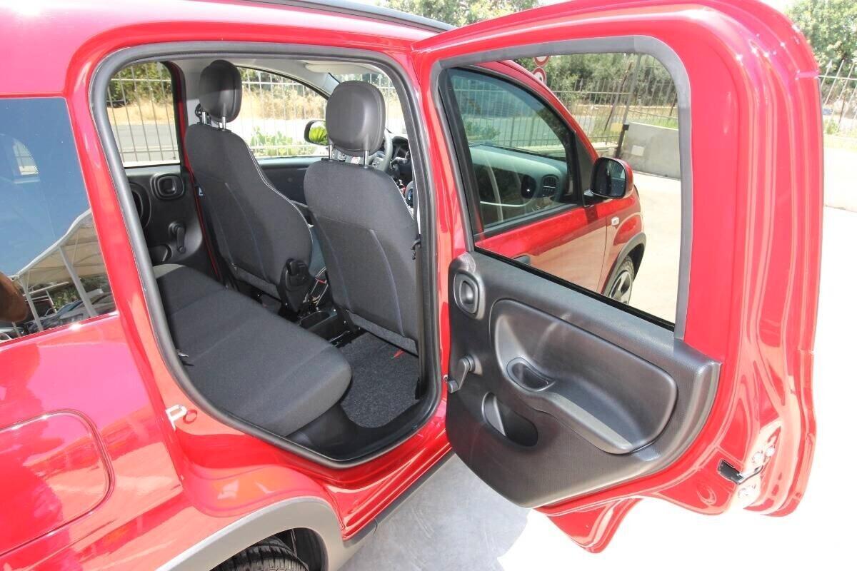 Fiat Panda Cross 1.0 Hybrid 70|2024