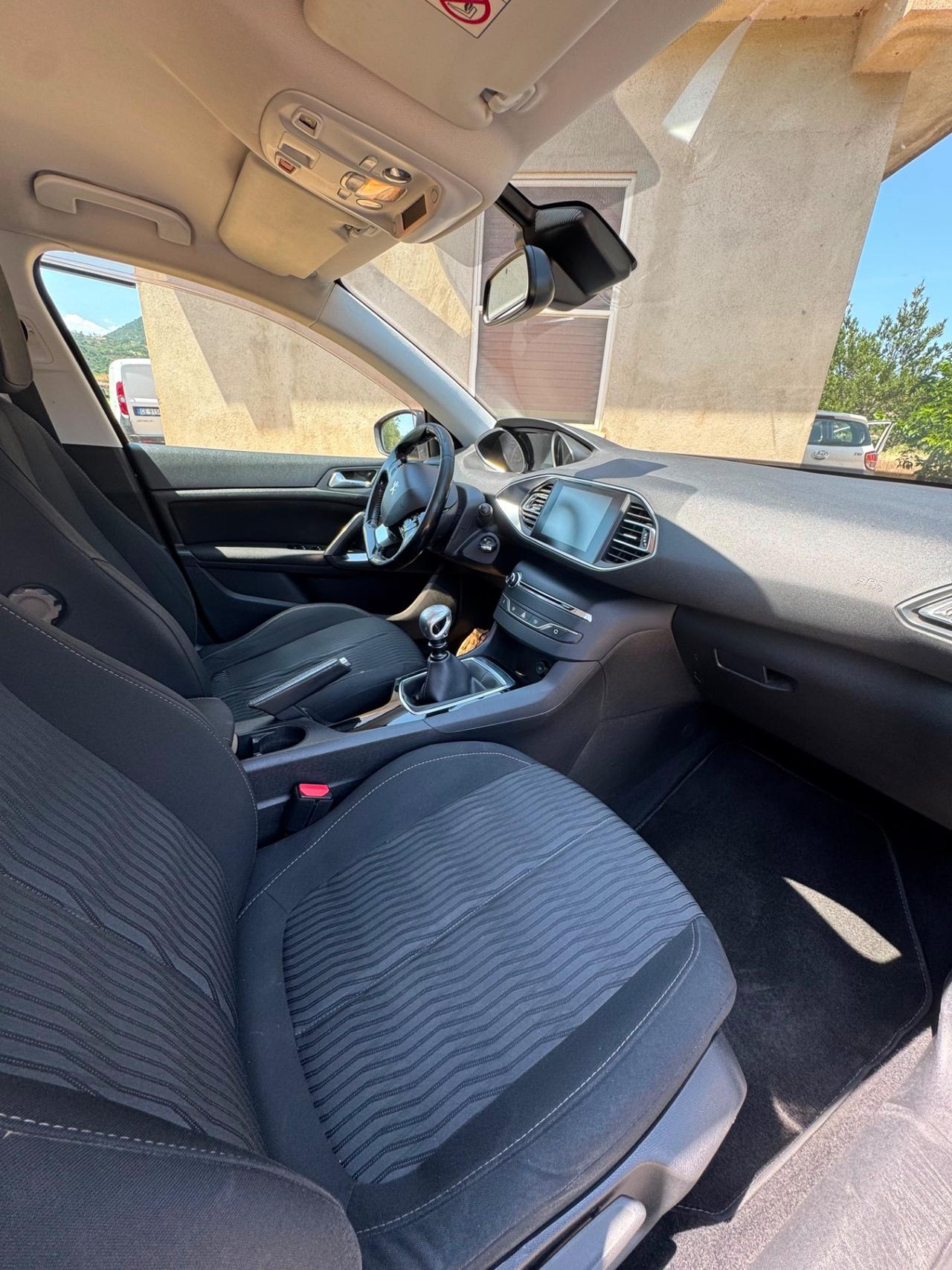 Peugeot 308 BlueHDi 150 S&S EAT6 SW Business