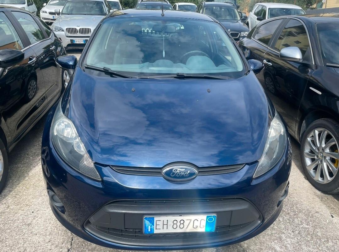 Ford Fiesta 1.4 5 porte Bz.- GPL