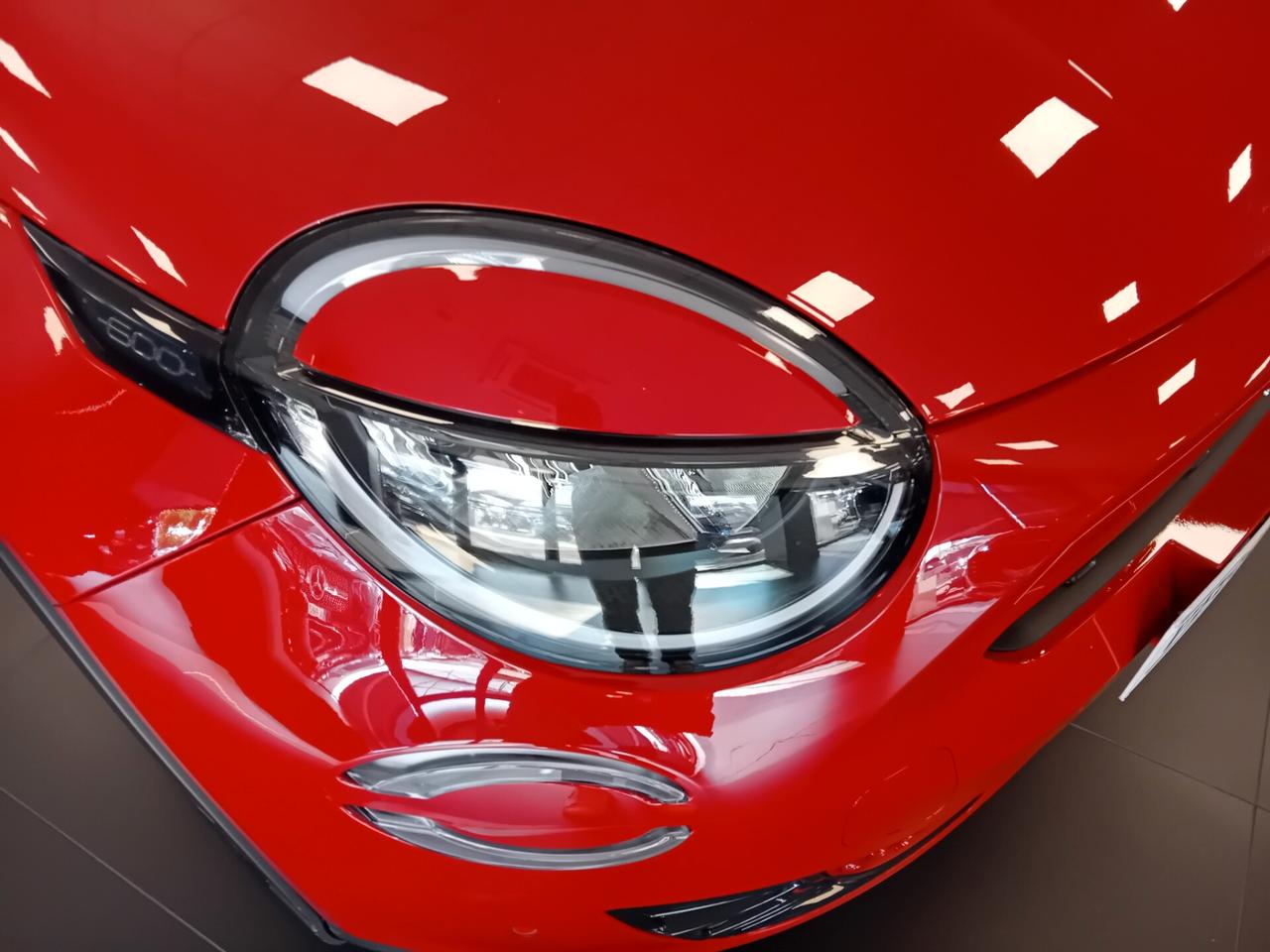 Fiat 600 Hybrid 100 CV DCT MHEV La Prima