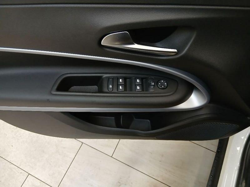 Jeep Avenger 1.2 turbo e-hybrid mhev The North Face 4xe 145cv edct6