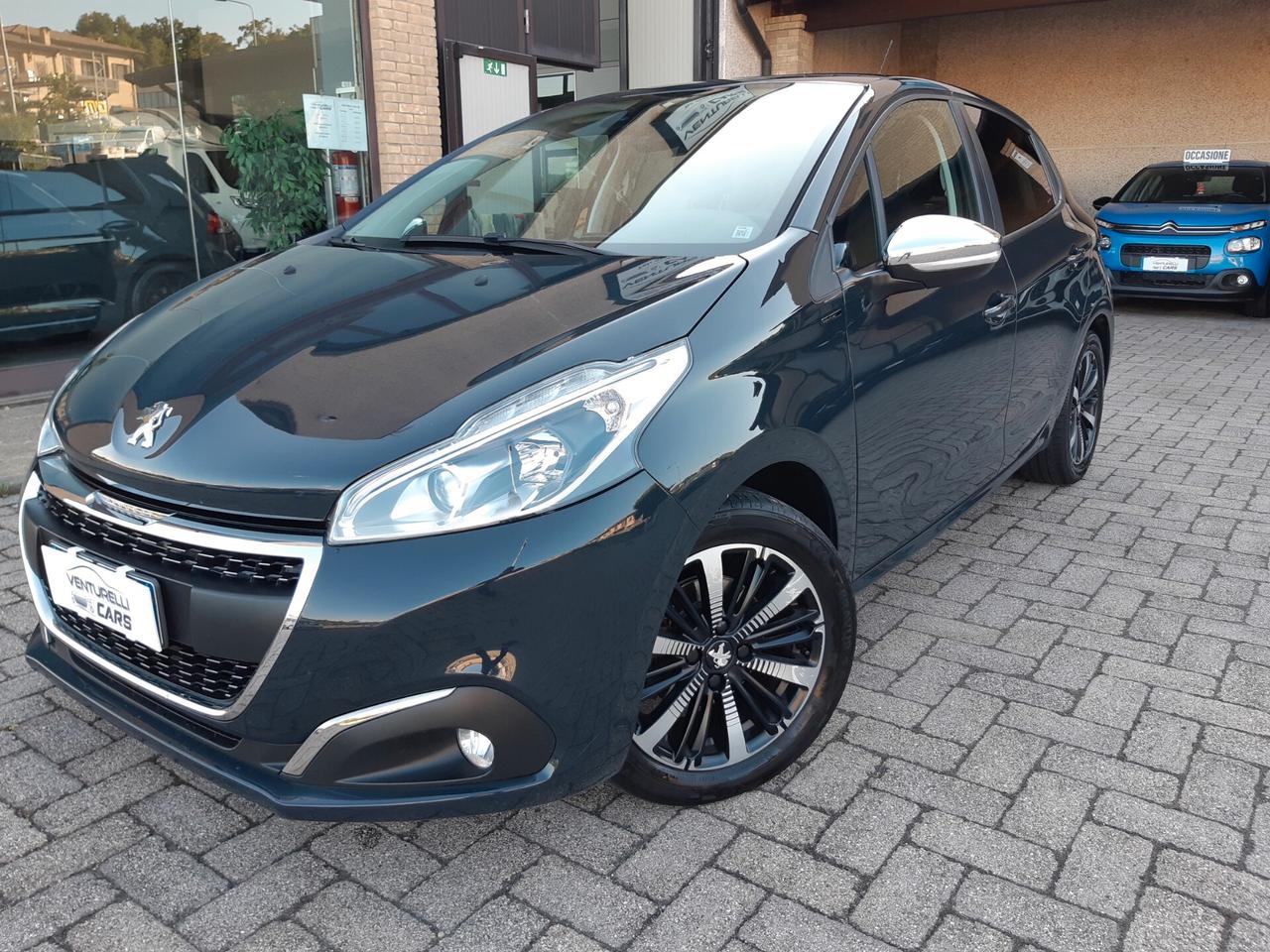 Peugeot 208 PureTech 82 Stop&Start 5 porte Signature