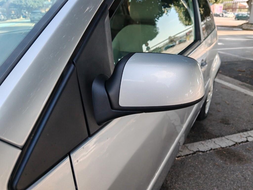 Ford Fiesta 1.4 diesel con 99.000 km