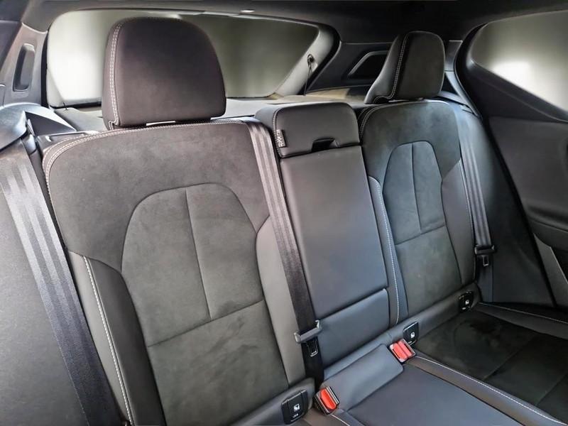 VOLVO XC40 B3 AUTOMATICO ULTIMATE DARK SUV