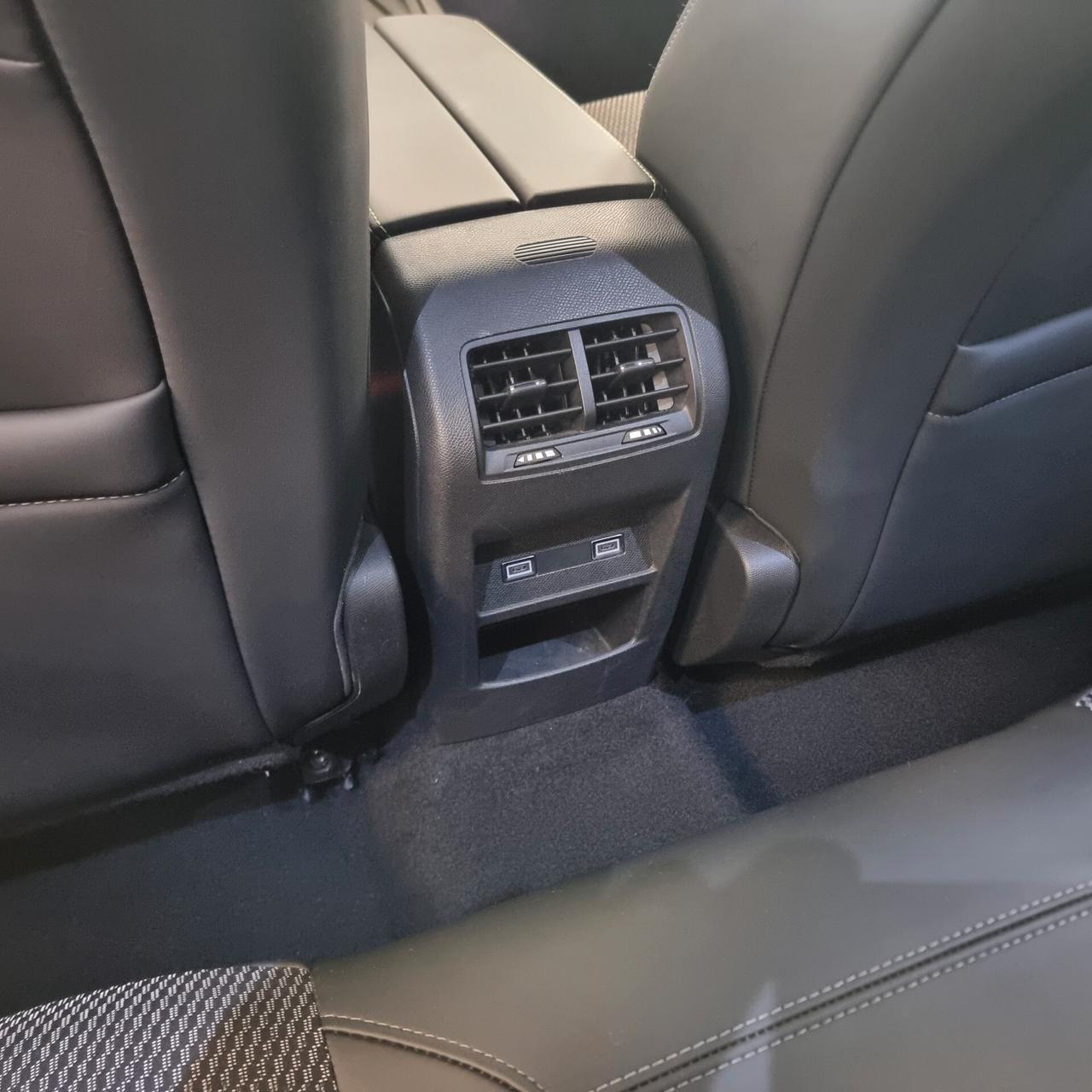 Peugeot 308 BlueHDi 130 S&S EAT8 SW GT