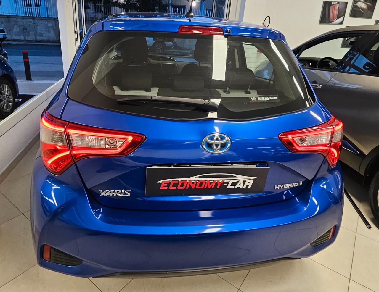 Toyota Yaris 1.5 Hybrid 5 porte Cool