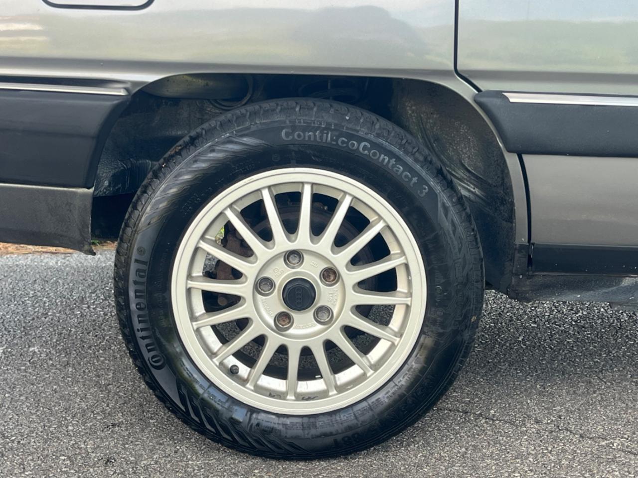 Audi 200 QUATTRO Turbo 2.2