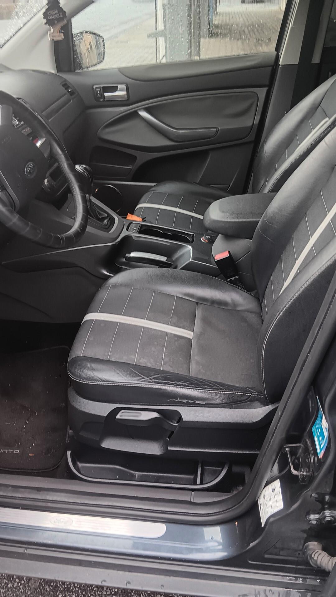 Ford Kuga 2.0 TDCi 163 CV 4WD Titanium DPF automatico.