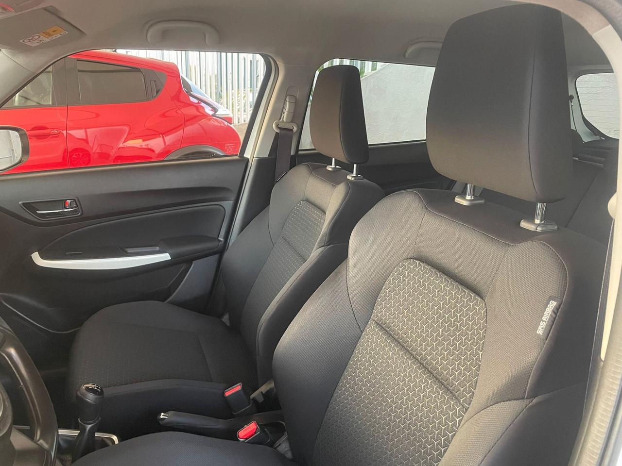 Suzuki Swift 1.2 Hybrid 4WD AllGrip Top