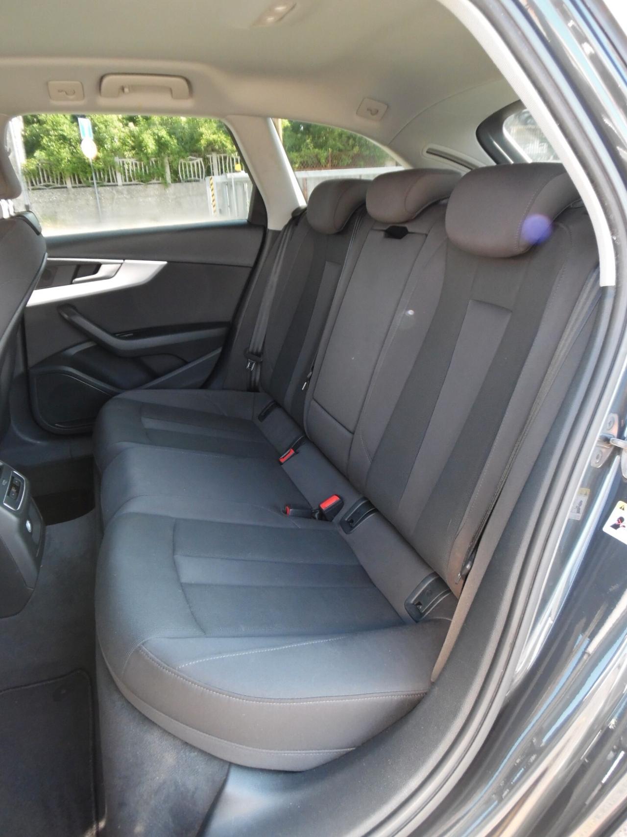 Audi A4 Avant 2.0 TDI 150 CV Multitronic Business Sport