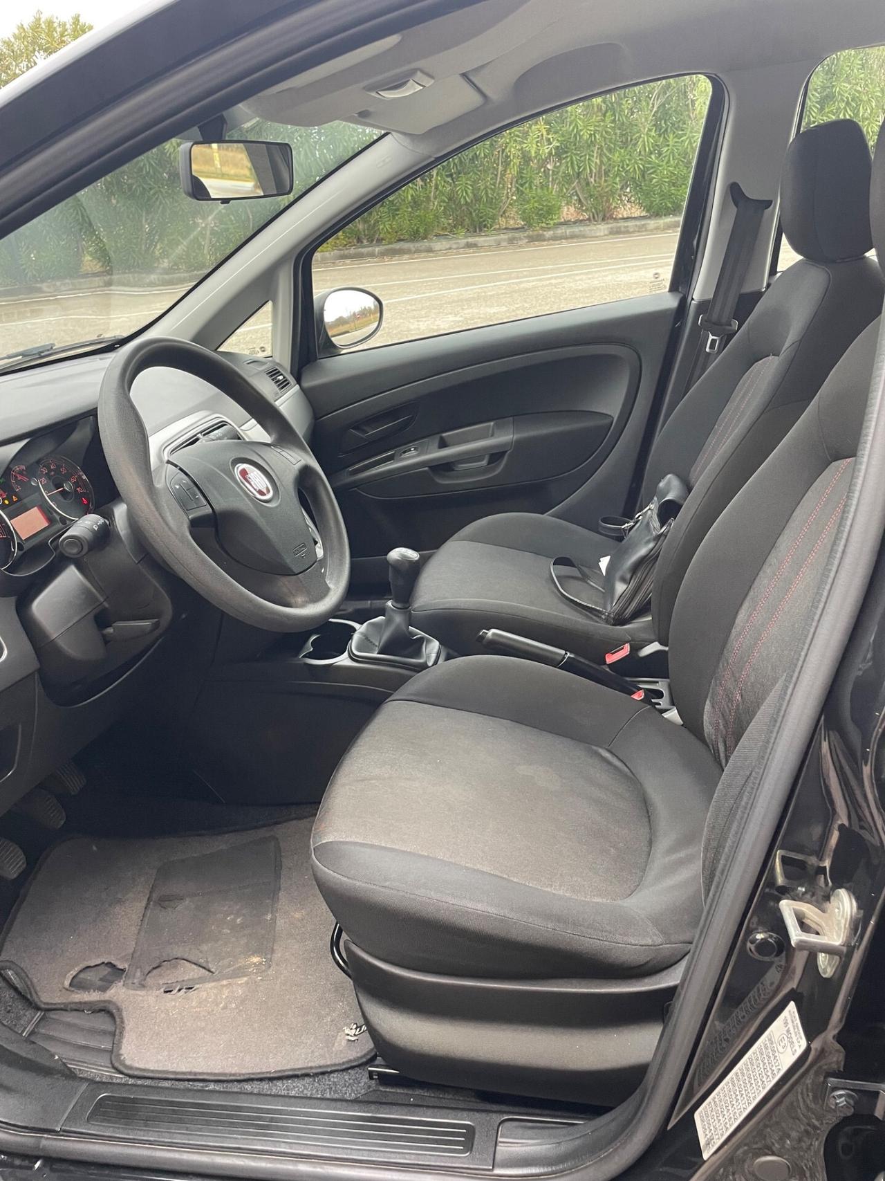 Fiat Punto 1.3 MJT anno 2014 ok per neo patentati