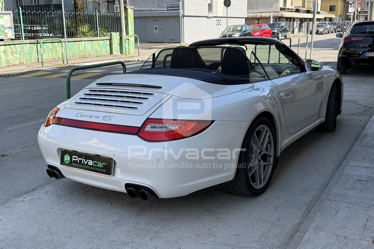 PORSCHE 911 Carrera 4S Cabriolet