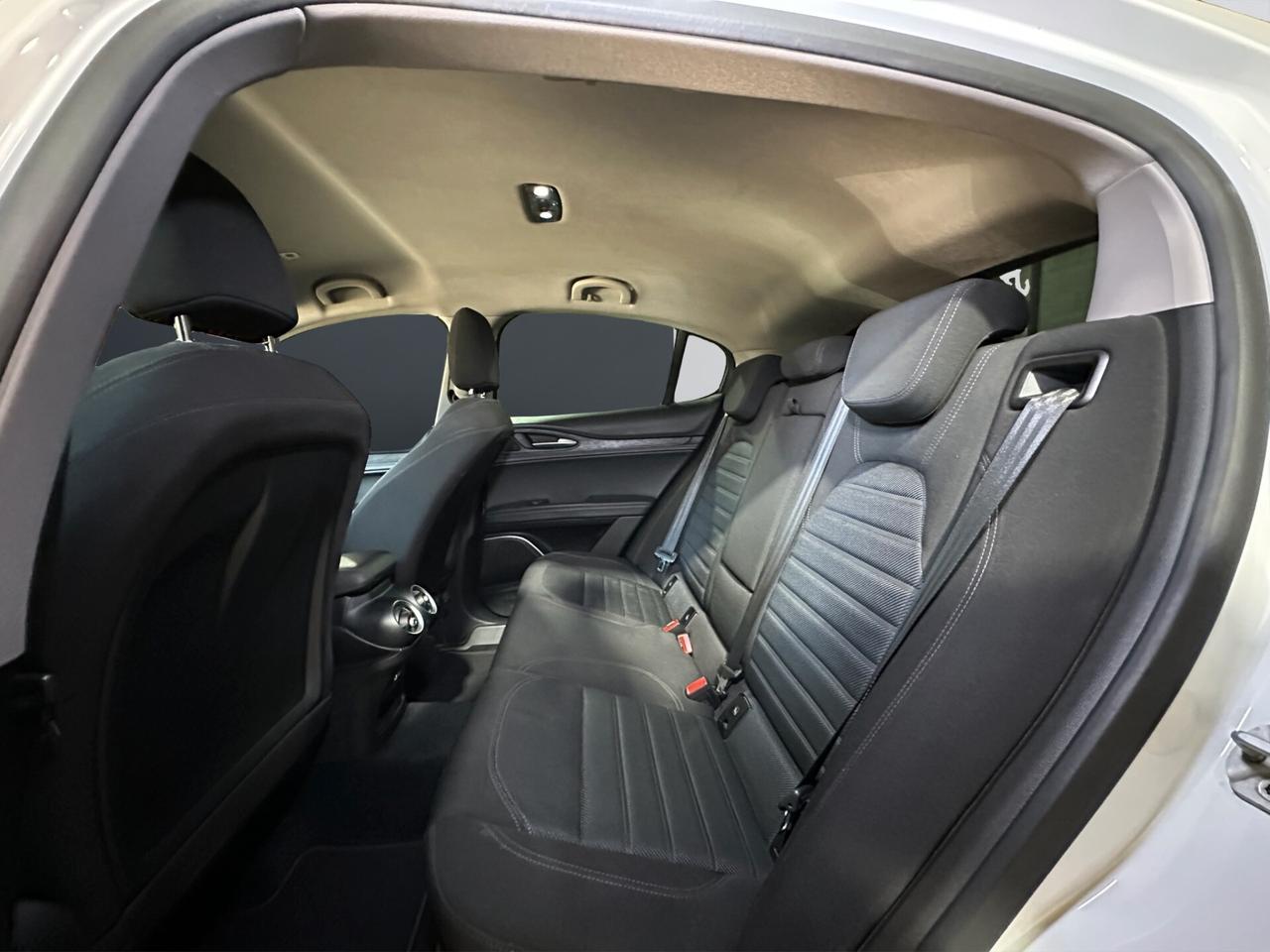 Alfa Romeo Stelvio 2.2 Turbodiesel 190 CV AT8 Q4 Business
