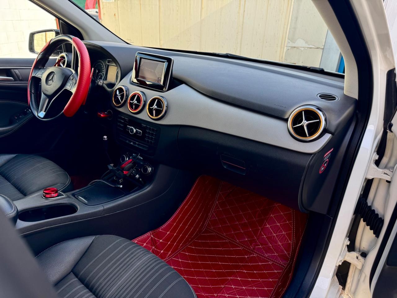 Mercedes-benz B 180 B 180 Premium Edition SPORT EURO 6