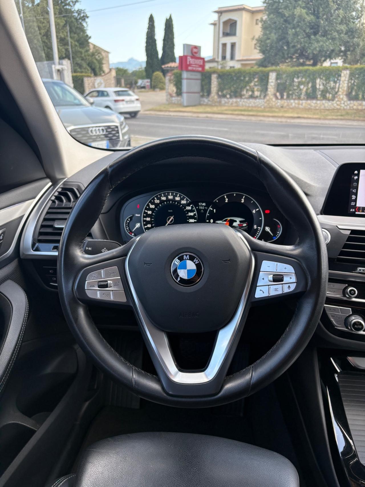 Bmw X3 sDrive18d 48V xLine