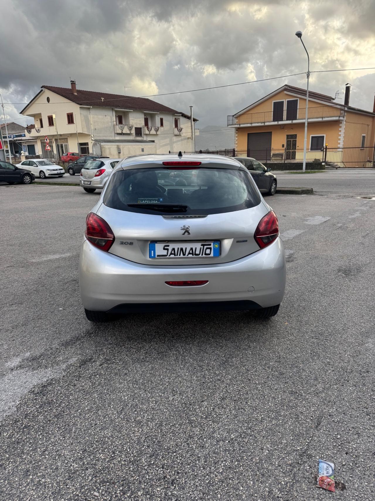 Peugeot 208 BlueHDi 75 5 porte Allure