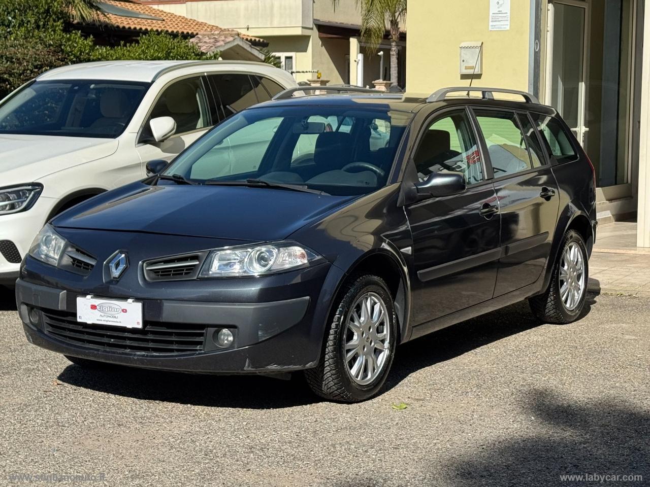 RENAULT Mégane 1.6 SporTour Dynamique