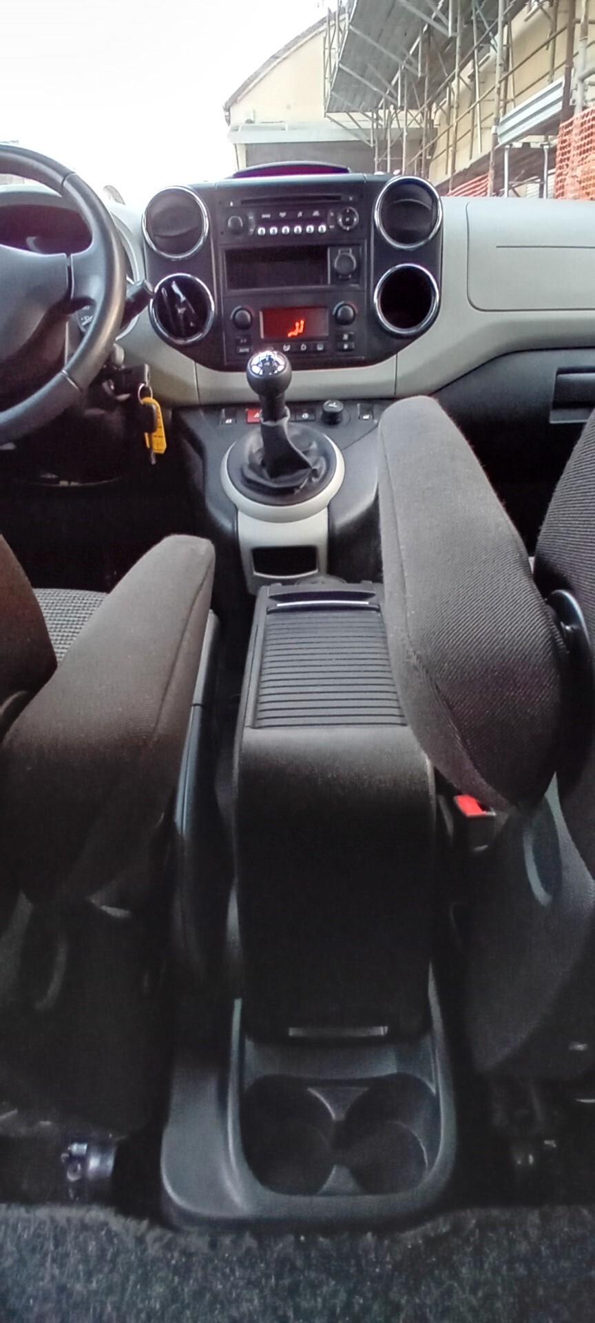 Peugeot Partner 1.6 HDi 115CV Outdoor 7 POSTI