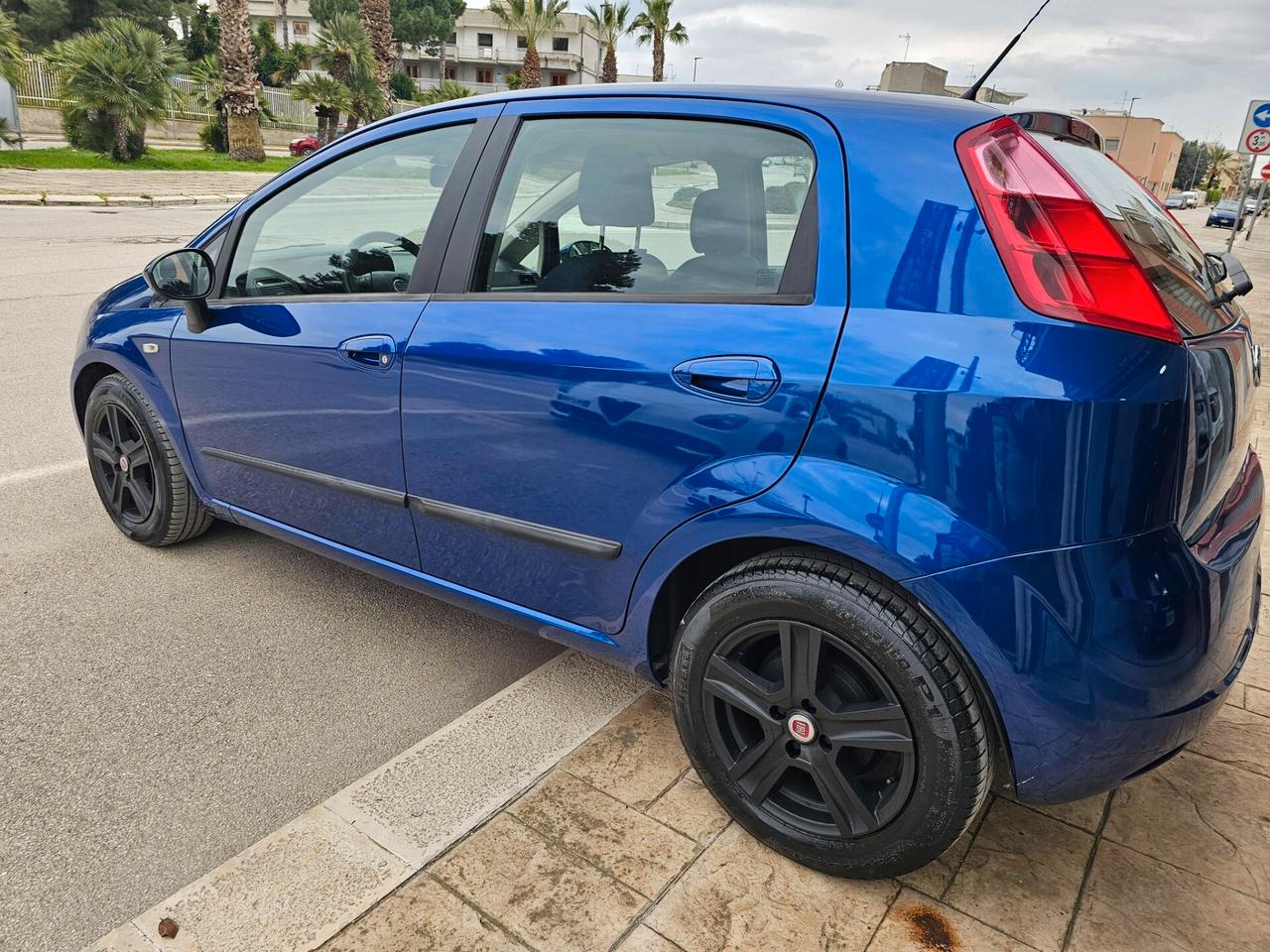 FIAT GRANDE PUNTO 1.3 MJT 75CV DYNAMIC