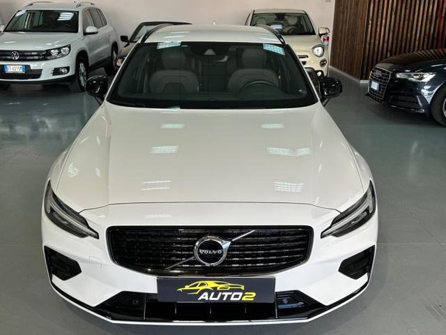 VOLVO V60 B4 (d) Geartronic R-Design*IVA ESPOSTA