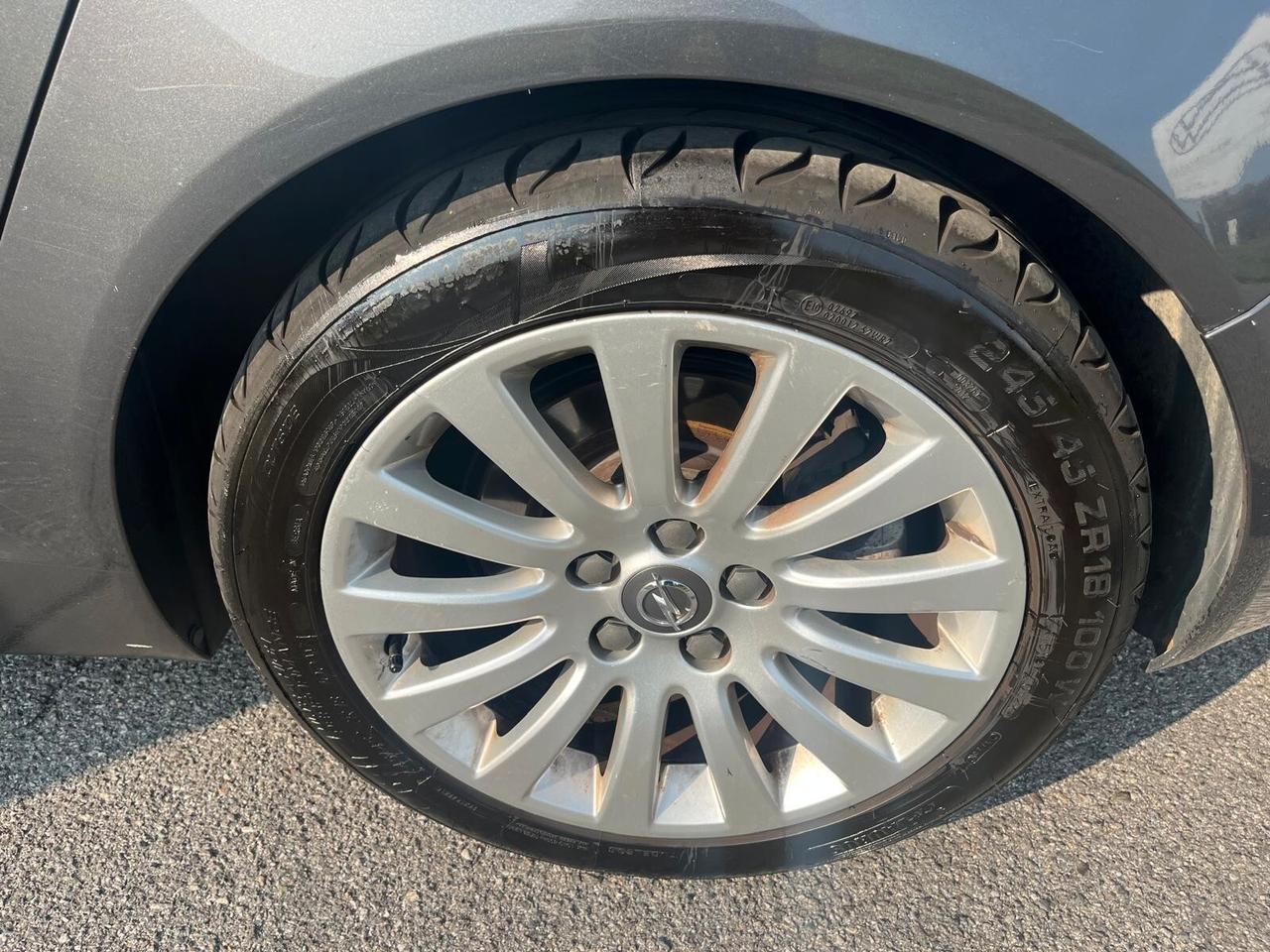 Opel Insignia 2.0 CDTI 160CV 4 porte Cosmo
